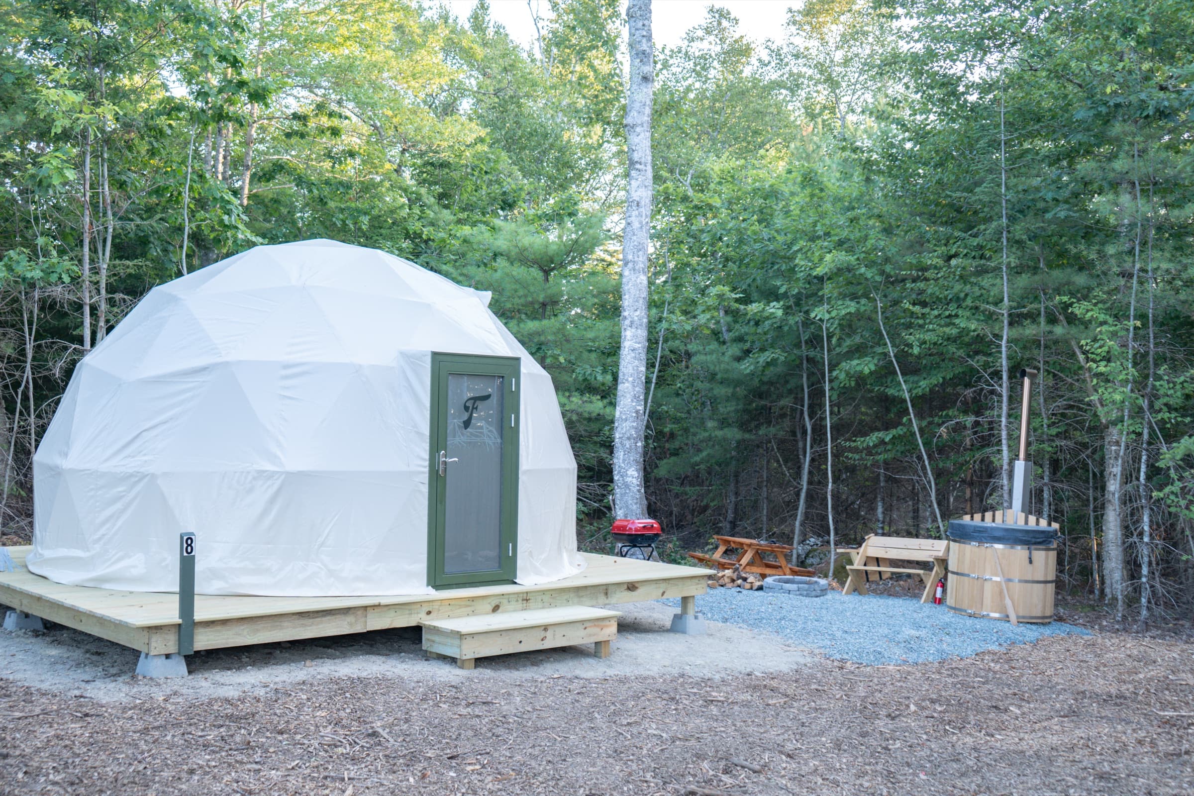 A Ferncrest dome with a private deck at the mountain's edge