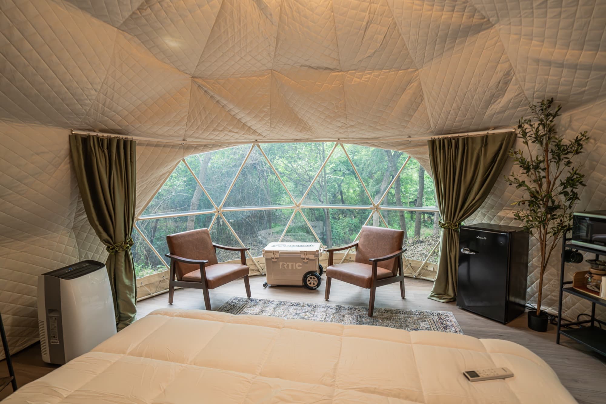 Classic dome interior at Ferncrest Chambers Creek