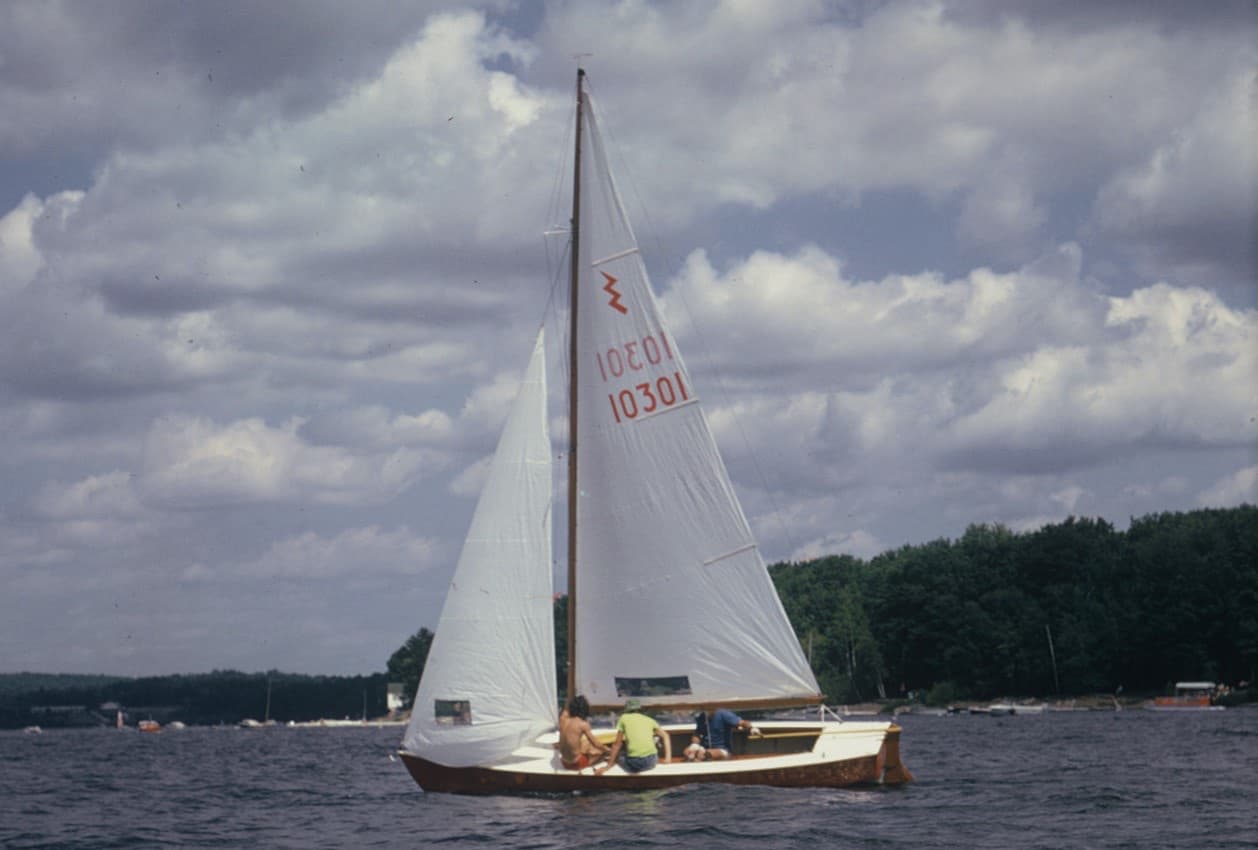 Lake Wallenpaupack in Pocono Mountains, Pennsylvania